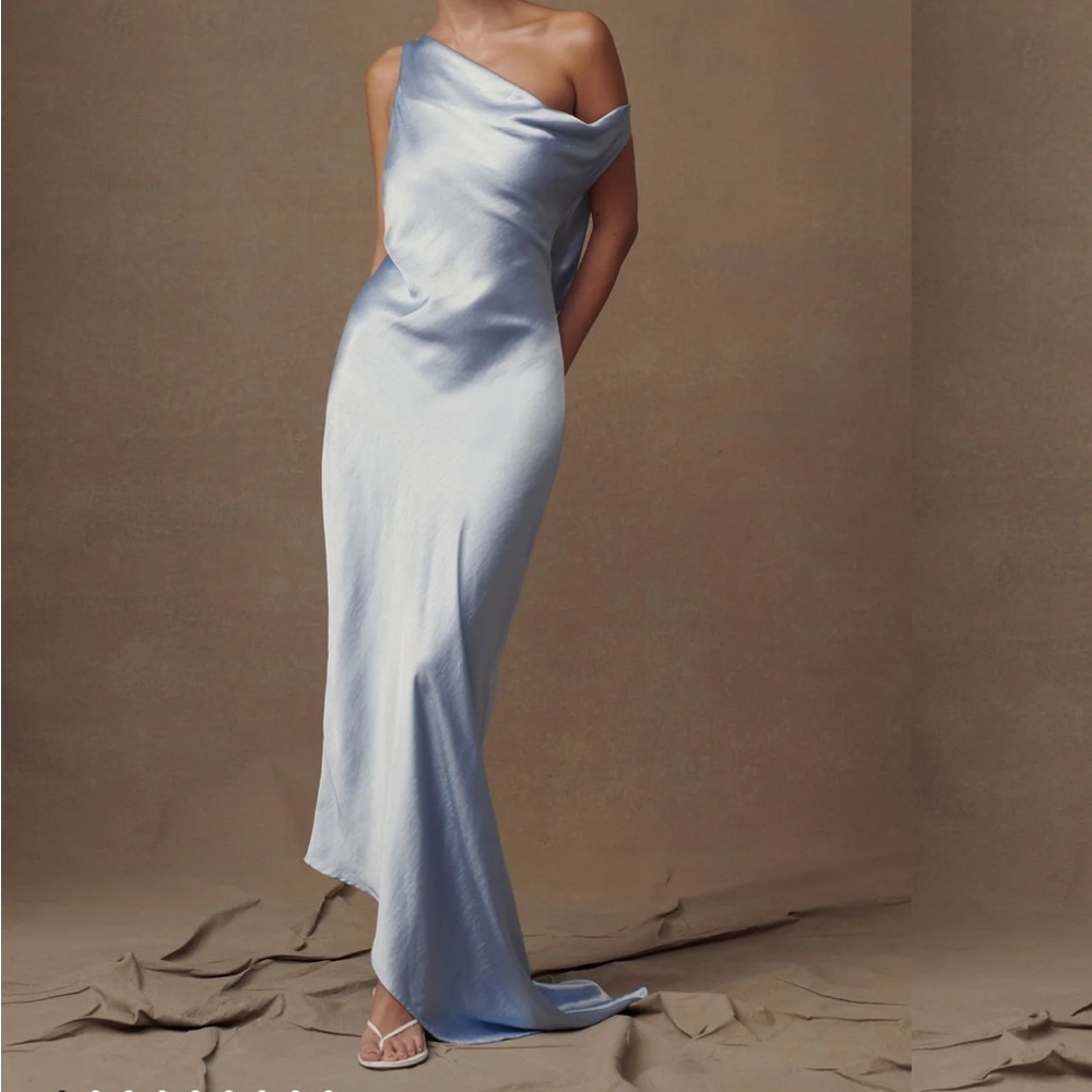Meshki Yvette Off-Shoulder Satin Gown | Blue